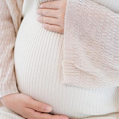 基于上🤫述的投资逻辑，🇧🇾🚉在比较🍷完市面上的几🦇家AI芯片创🇦🇩🎧